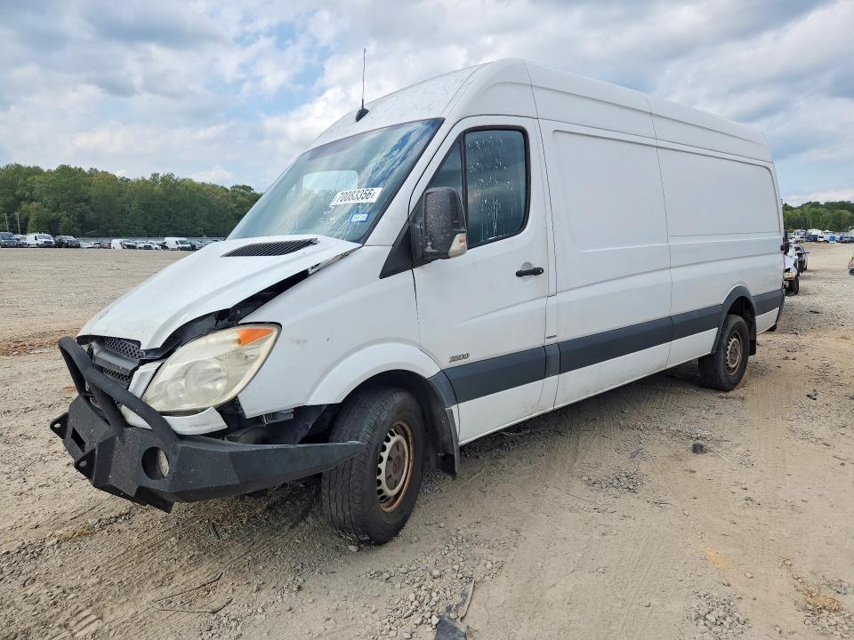 2013 MERCEDES-BENZ SPRINTER 2500  