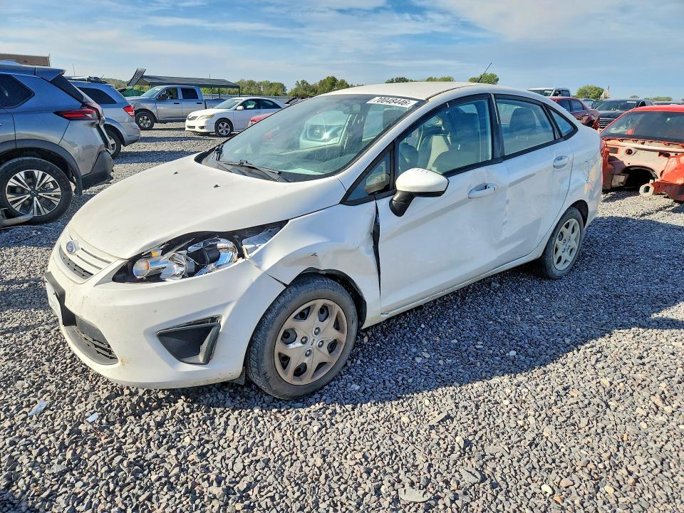 2013 FORD FIESTA S  