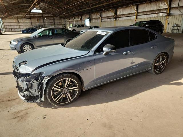 2022 VOLVO S60 T8 RECHARGE R-DESIGN EXPRESSIO  