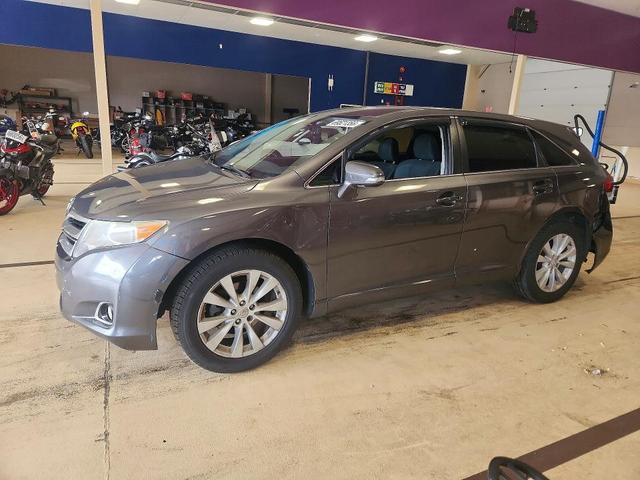 2015 TOYOTA VENZA LE  