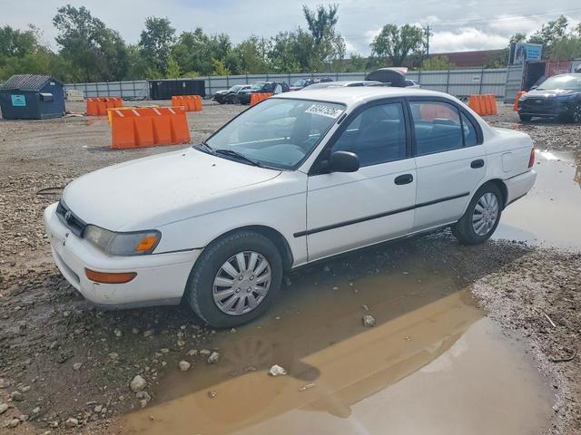 1995 TOYOTA COROLLA DX  