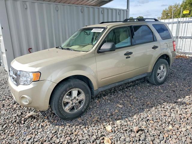 2012 FORD ESCAPE XLT  