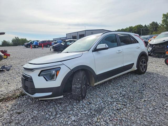 2023 KIA NIRO EX  