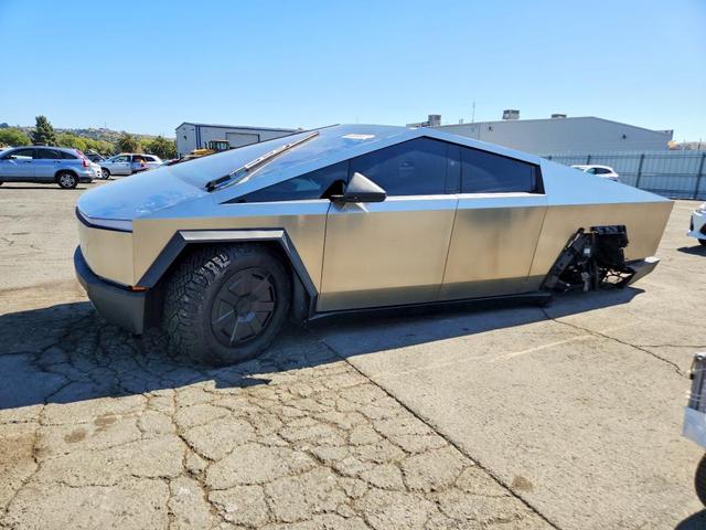 2024 TESLA CYBERTRUCK   