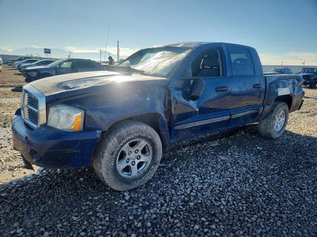 2007 DODGE DAKOTA QUAD SLT  