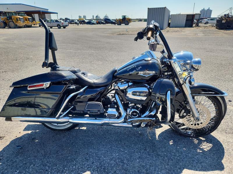 2018 HARLEY-DAVIDSON FLHR ROAD KING  