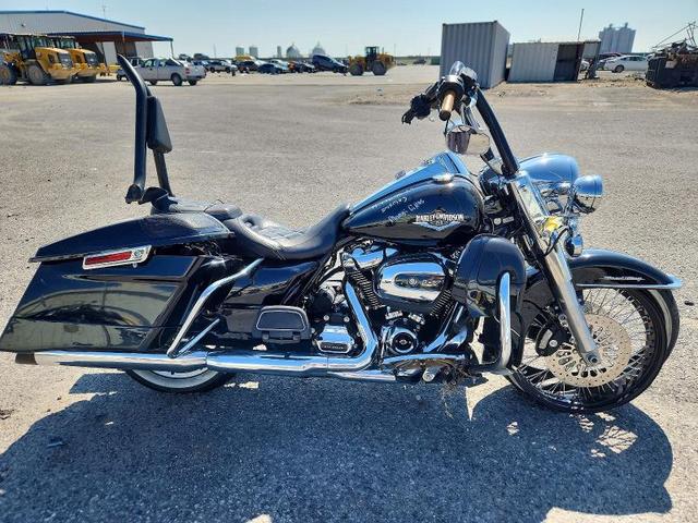 2018 HARLEY-DAVIDSON FLHR ROAD KING  