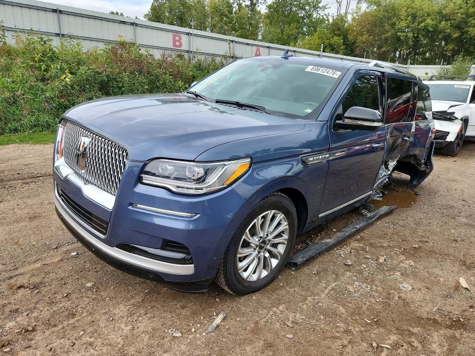 2022 LINCOLN NAVIGATOR   