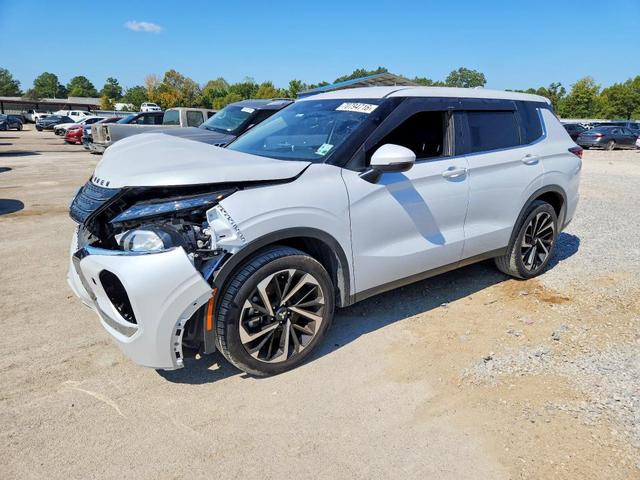 2024 MITSUBISHI OUTLANDER ES  