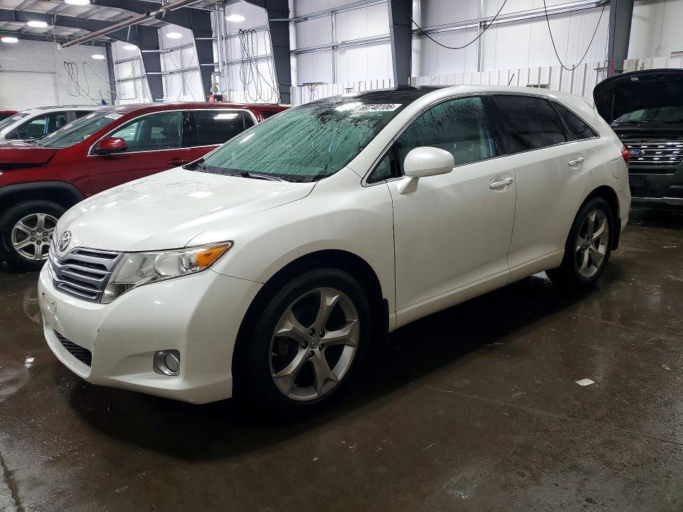 2010 TOYOTA VENZA AWD V6  