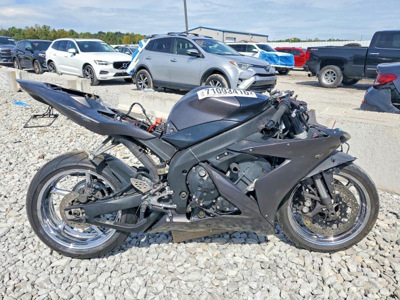 2005 YAMAHA YZFR1   