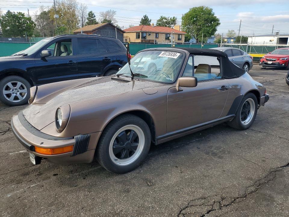 1983 PORSCHE 911 SC  