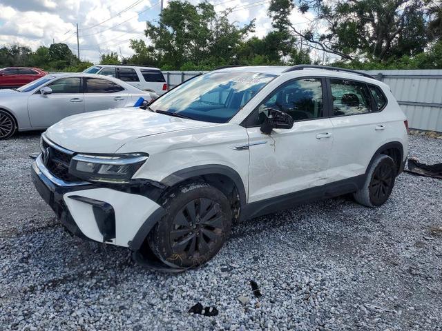 2024 VOLKSWAGEN TAOS   