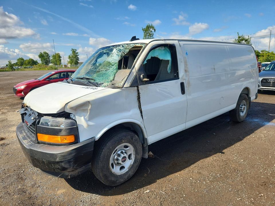 2025 GMC SAVANA G2500  