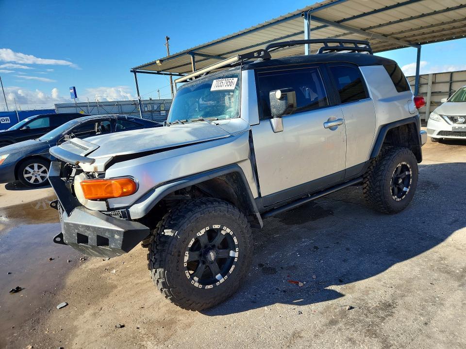 2007 TOYOTA FJ CRUISER BASE  