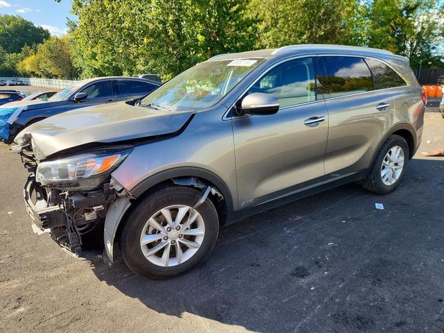 2017 KIA SORENTO LX  
