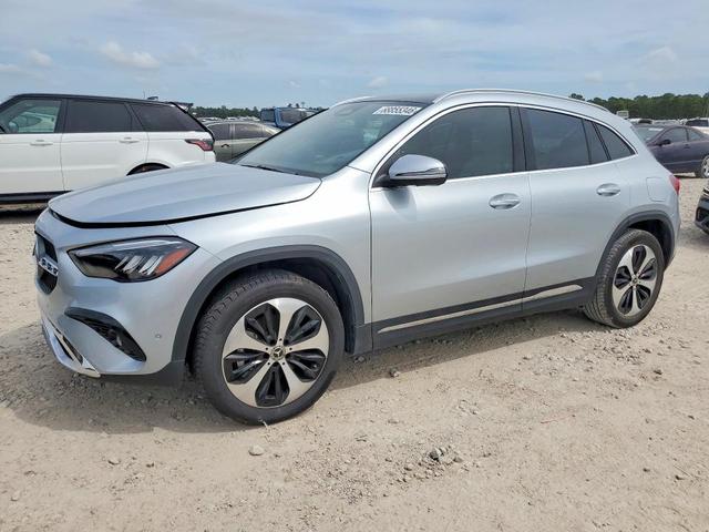 2025 MERCEDES-BENZ GLA 250  