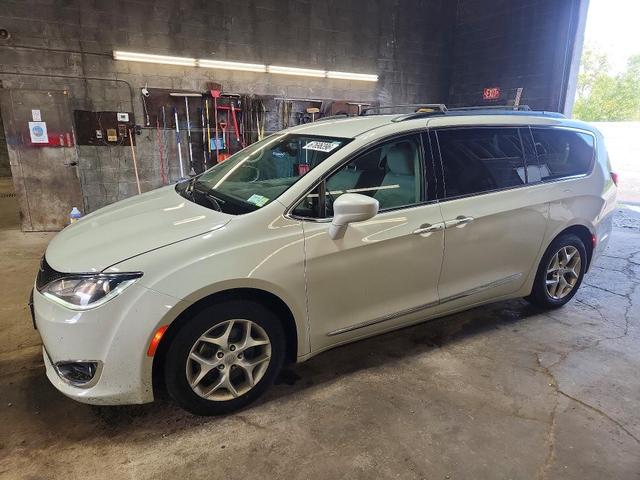 2017 CHRYSLER PACIFICA TOURING L  