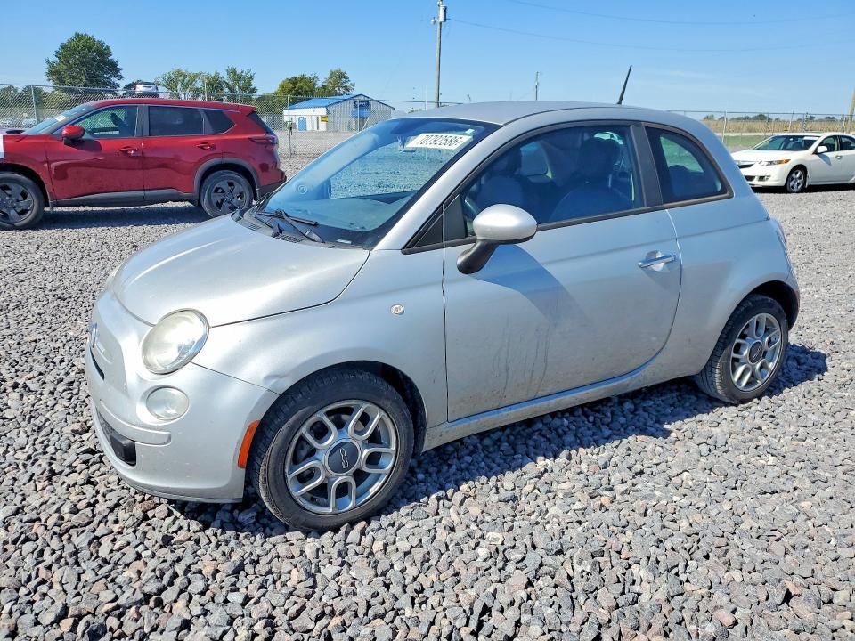 2013 FIAT 500 POP  