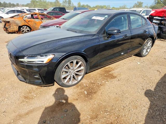 2021 VOLVO S60 T5 MOMENTUM