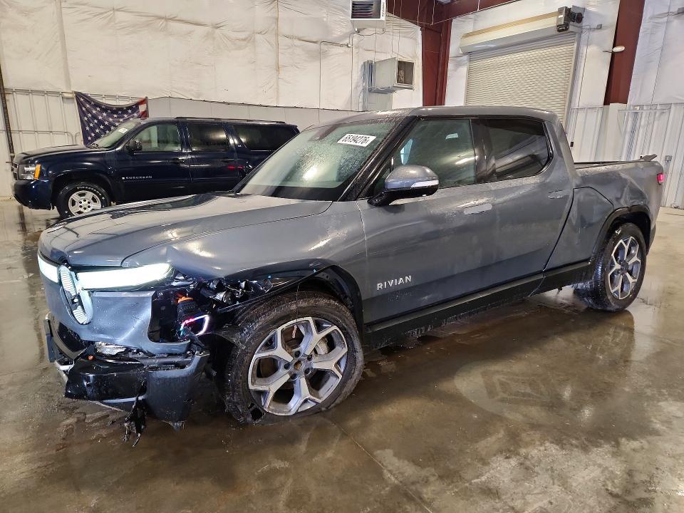 2023 RIVIAN R1T ADVENTURE  