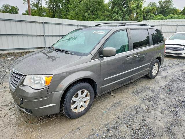 2010 CHRYSLER TOWN & COUNTRY TOURING PLUS  