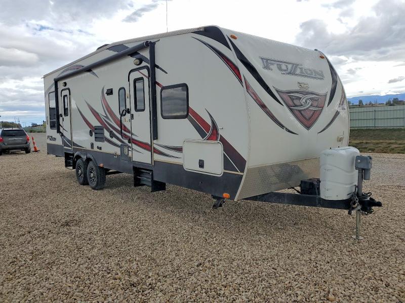 2013 KEYSTONE FUZION CAMPER