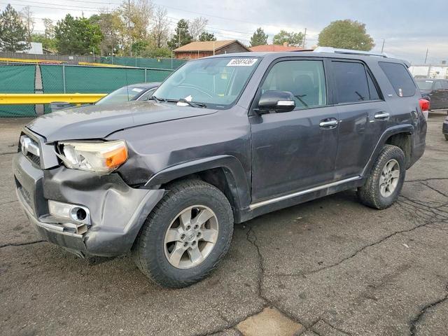 2010 TOYOTA 4RUNNER SR5  