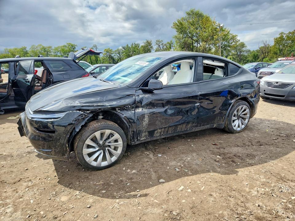 2026 TESLA MODEL Y   