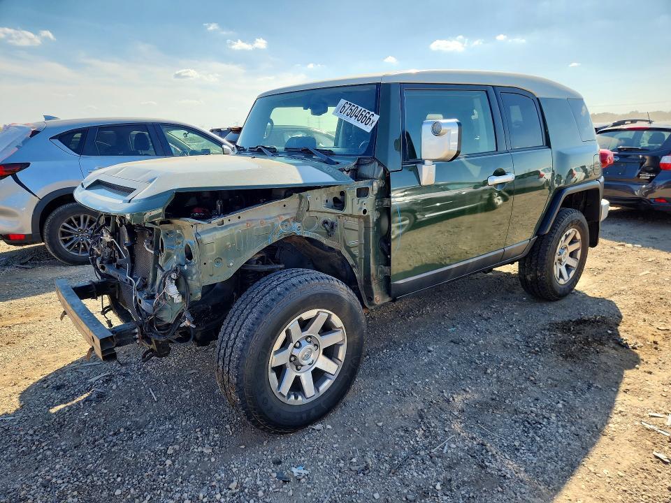 2014 TOYOTA FJ CRUISER BASE  