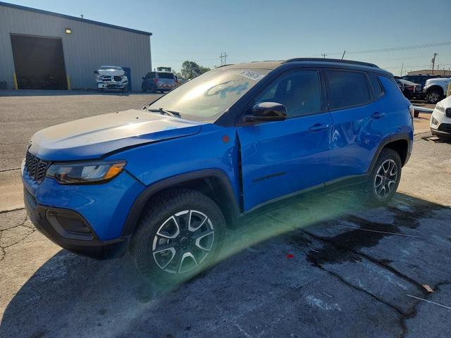 2025 JEEP COMPASS TRAILHAWK  