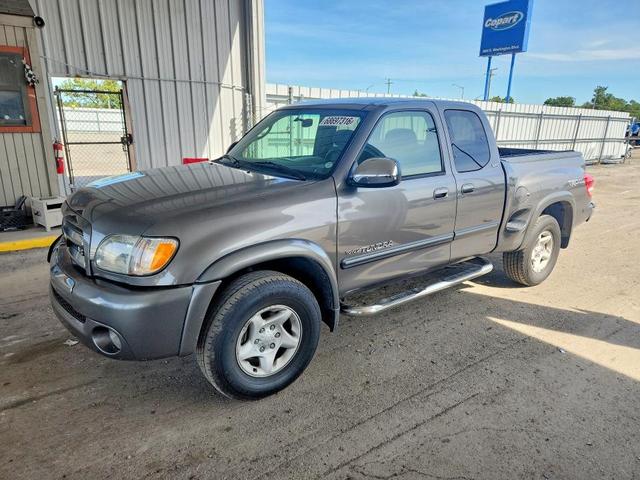 2004 TOYOTA TUNDRA SR5  