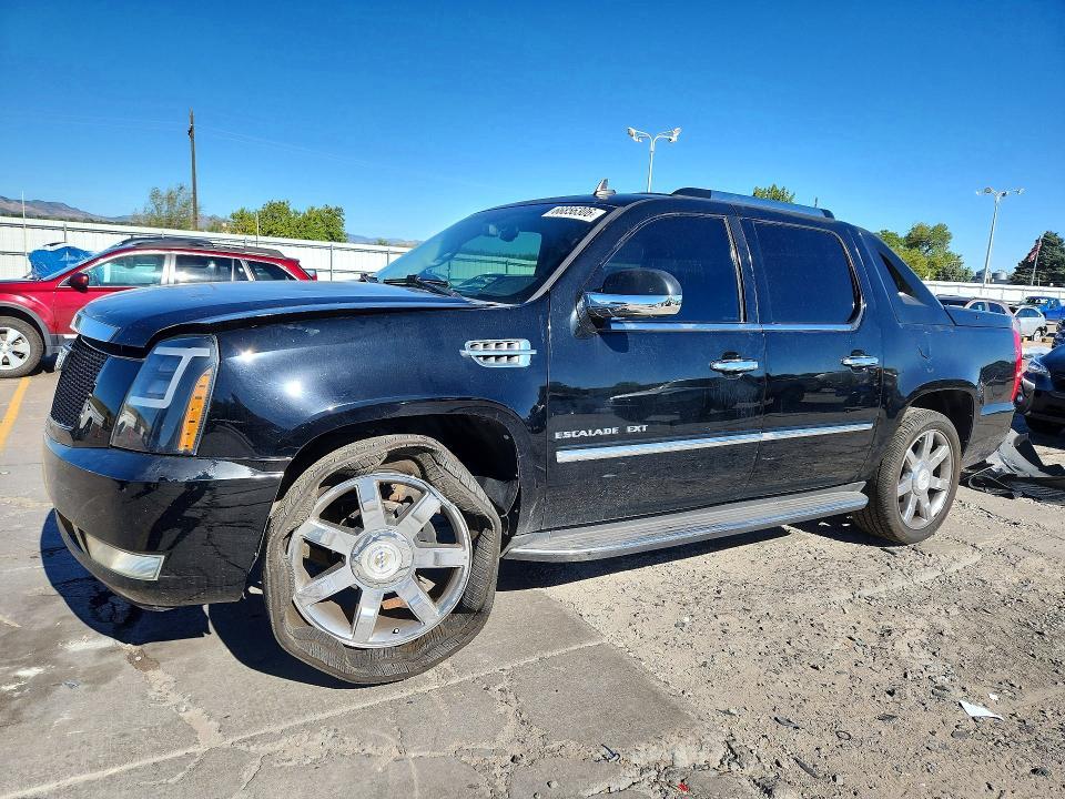 2010 CADILLAC ESCALADE EXT LUXURY  