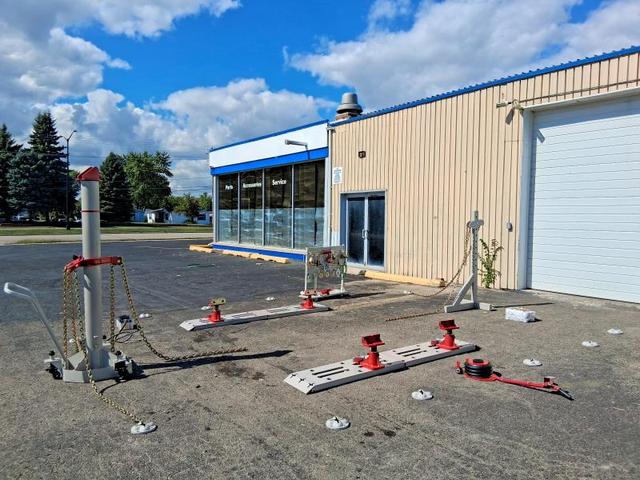 2027 OTHERS FLOOR RACK FRAME MACHINE   