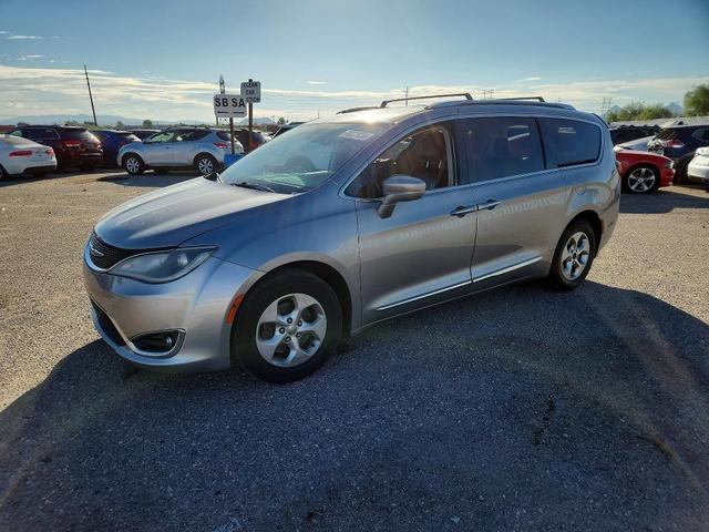 2017 CHRYSLER PACIFICA TOURING L PLUS  