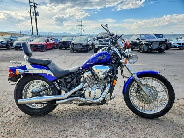 2005 HONDA VT600 CD  