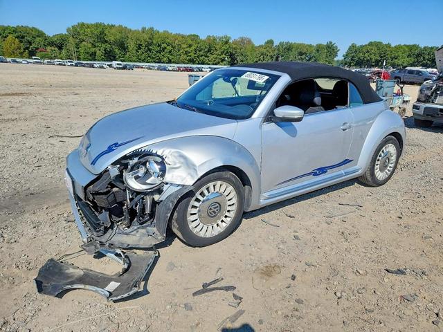 2016 VOLKSWAGEN BEETLE SSE  