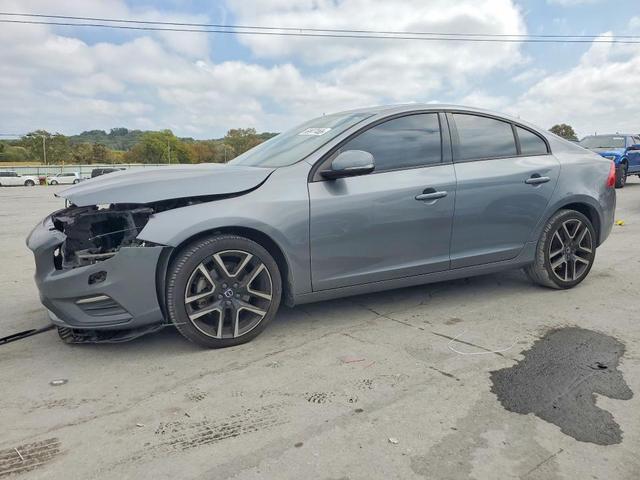 2017 VOLVO S60   