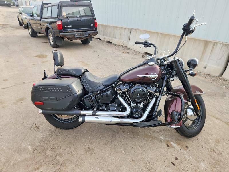 2018 HARLEY-DAVIDSON FLHC HERITAGE CLASSIC  