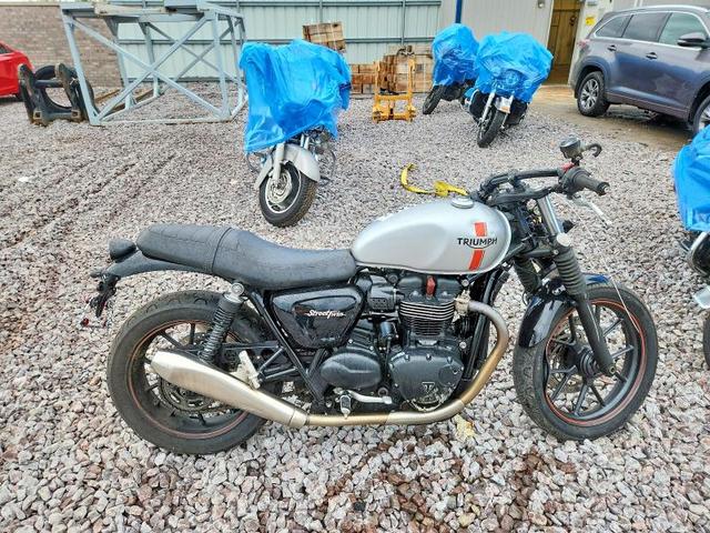 2017 TRIUMPH MOTORCYCLE STREET TWIN