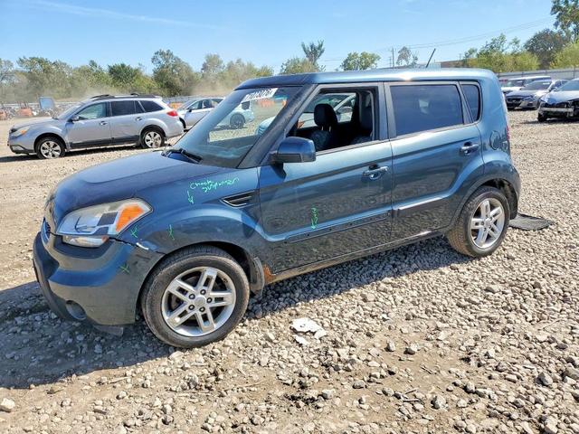2011 KIA SOUL +