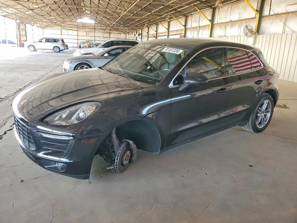 2018 PORSCHE MACAN S  