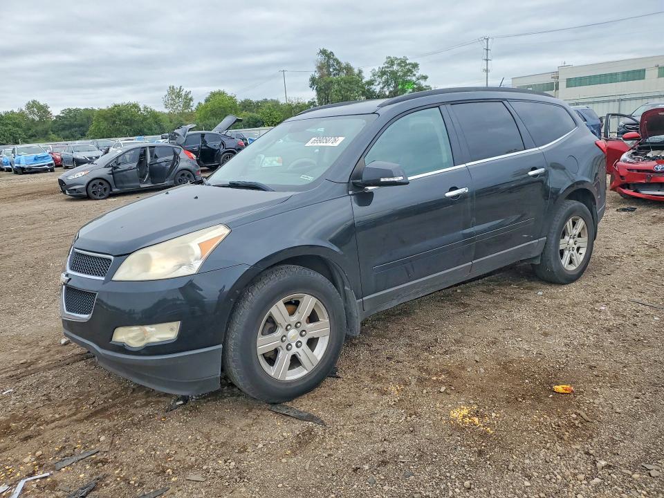 2011 CHEVROLET TRAVERSE LT  
