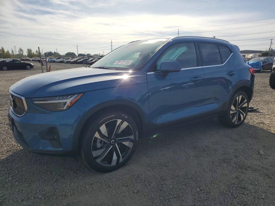 2025 VOLVO XC40 ULTRA  