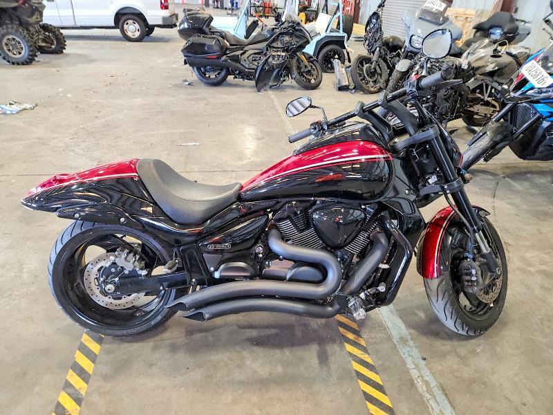 2015 SUZUKI VZR1800   