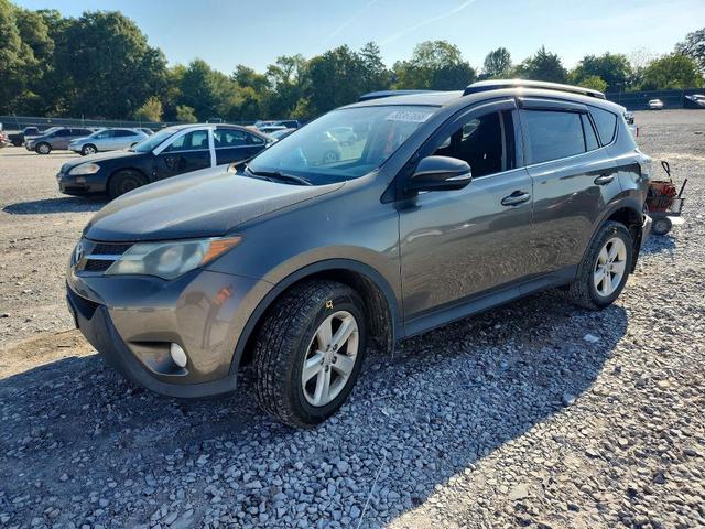 2013 TOYOTA RAV4 XLE  