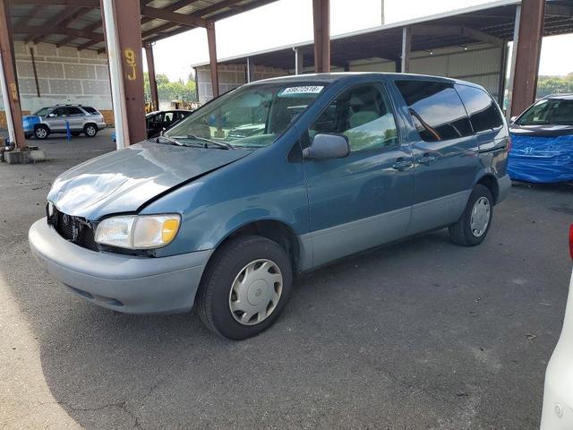 2000 TOYOTA SIENNA CE  