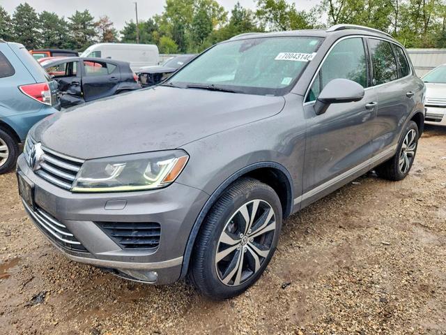 2017 VOLKSWAGEN TOUAREG WOLFSBURG  