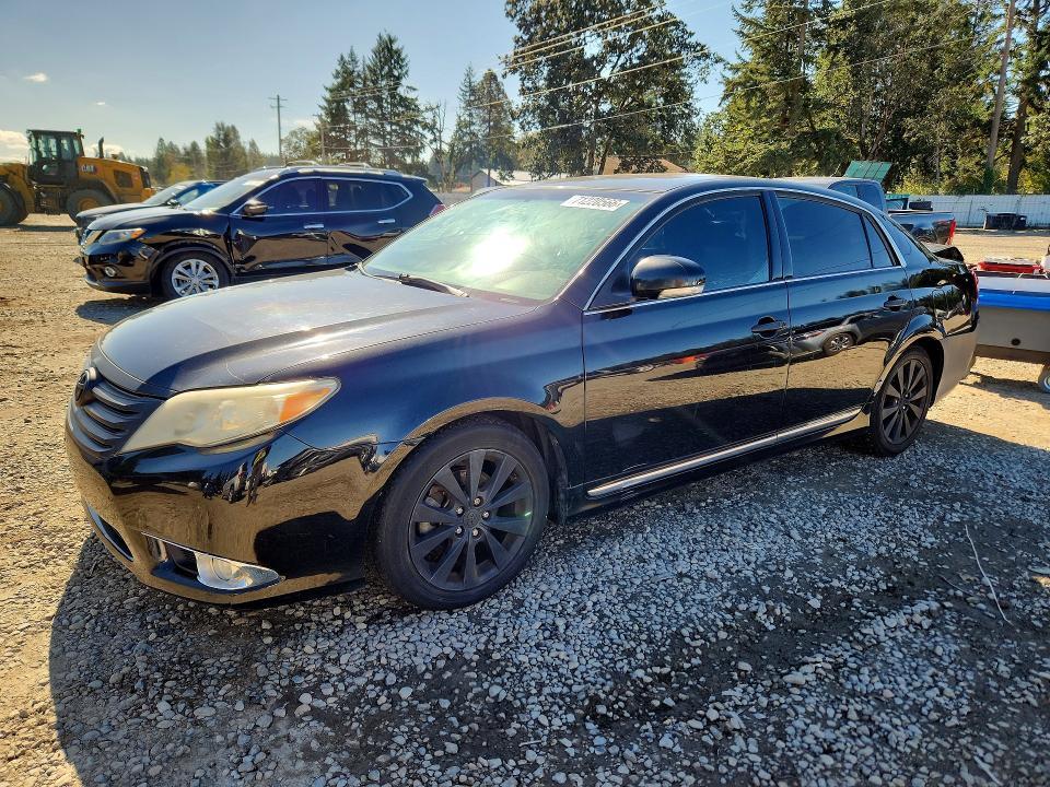 2011 TOYOTA AVALON LIMITED  