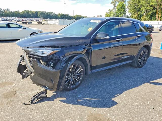 2022 INFINITI QX50 LUXE  